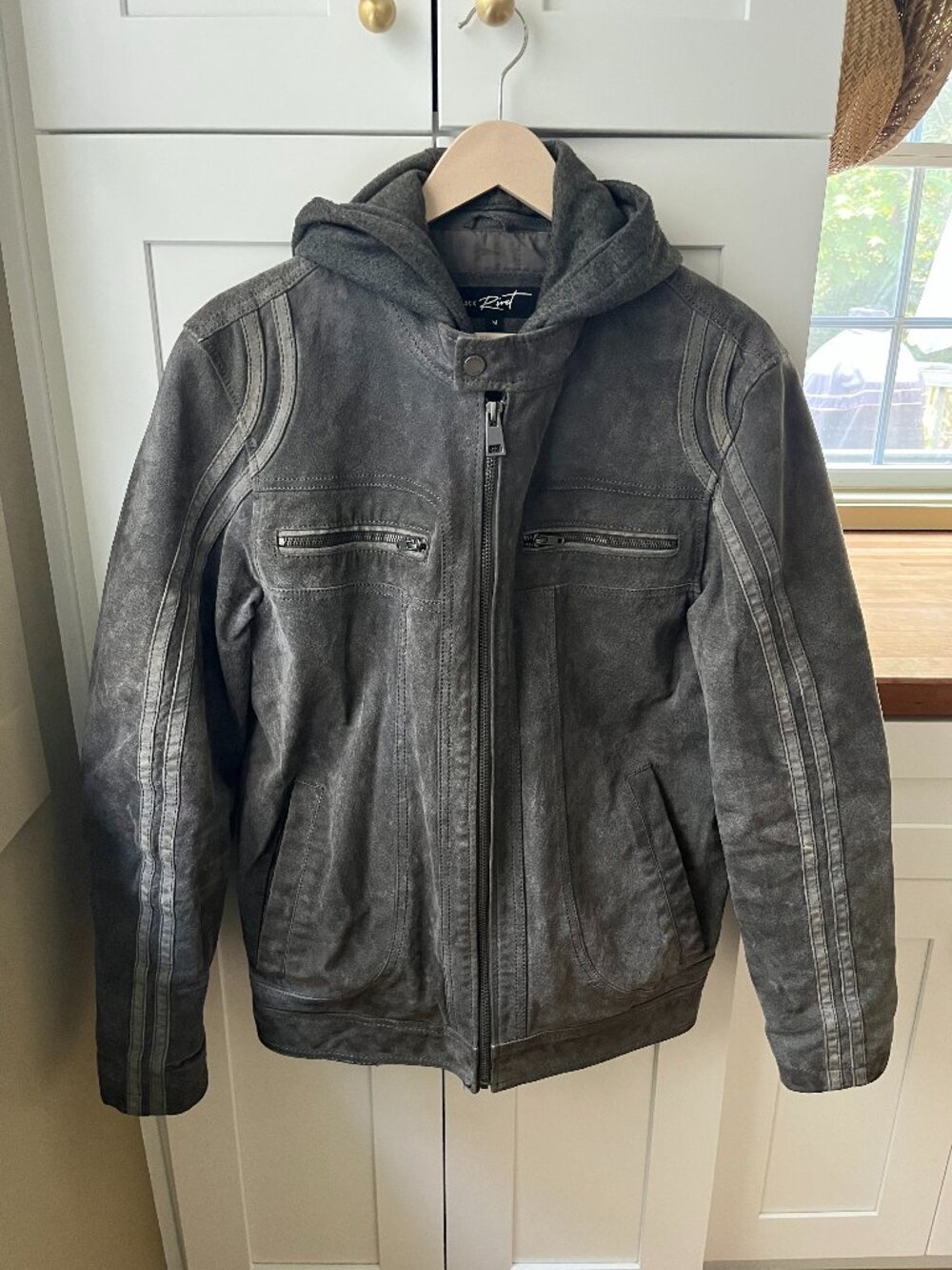 Black Rivet Distressed Grey Leather Jacket with Removable Hood – Men's Medium